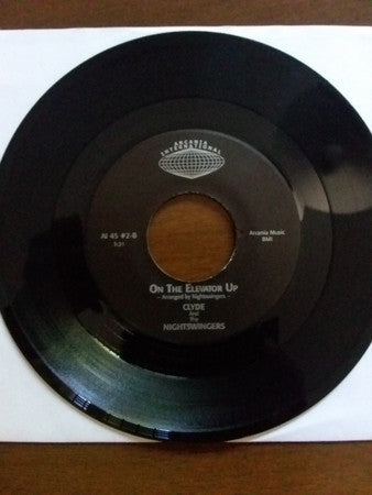 Clyde And The Nightswingers : The Enormous Midnight (7", Single, Ltd)