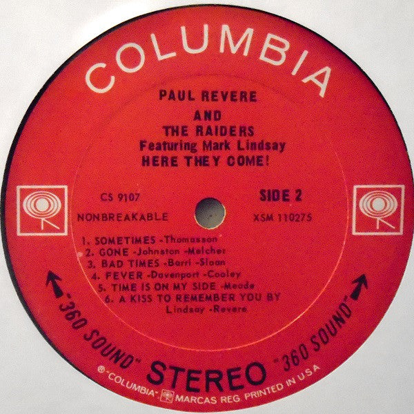 Paul Revere & The Raiders Featuring Mark Lindsay : Here They Come! (LP)