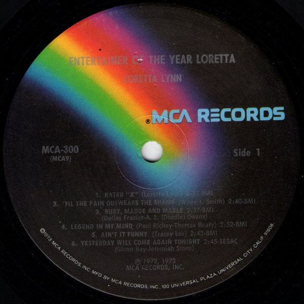 Loretta Lynn : Entertainer Of The Year - Loretta (LP, Album, Pin)