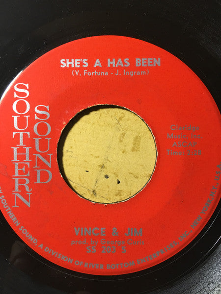 Vince & Jim : April Day / She's A Has Been (7", Single, Mono)