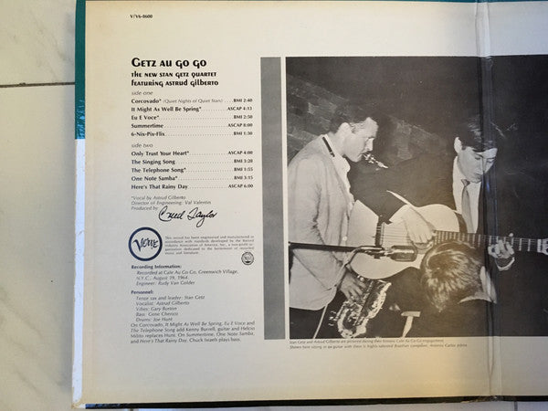 The New Stan Getz Quartet Featuring Astrud Gilberto : Getz Au Go Go (LP, Album, Gat)