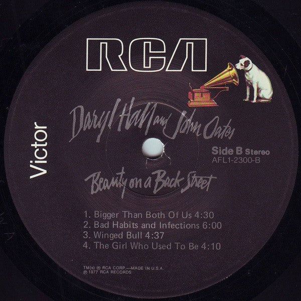 Daryl Hall & John Oates : Beauty On A Back Street (LP, Album, Ind)