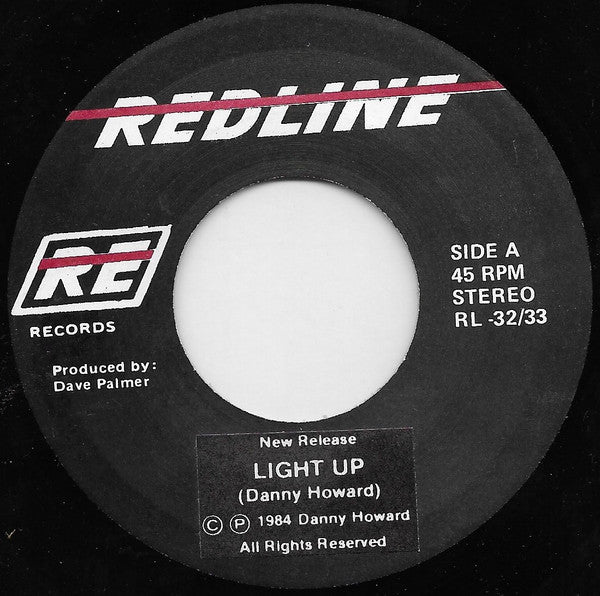 Redline (34) : Light Up (7", Single)