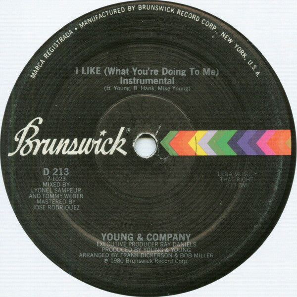 Young & Company : I Like (What You're Doing To Me) (12")