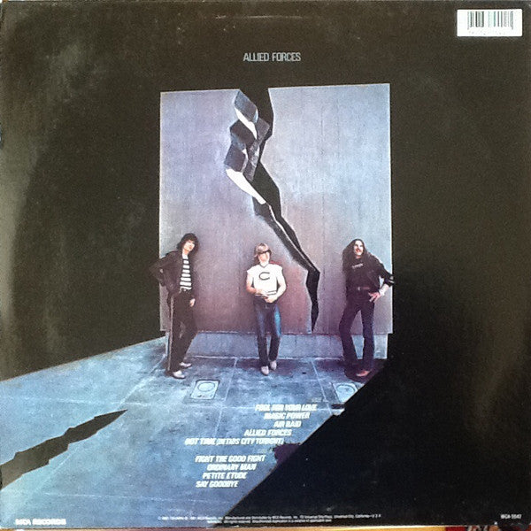 Triumph (2) : Allied Forces (LP, Album, RE, RM)