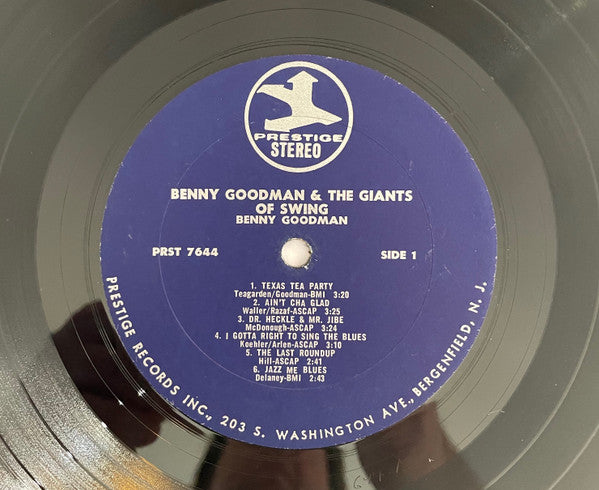 Benny Goodman And His Orchestra : Benny Goodman And The Giants Of Swing With Gene Krupa And Joe Venuti (LP, Comp)