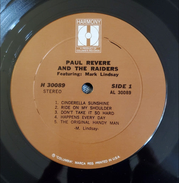 Paul Revere & The Raiders Featuring Mark Lindsay : Paul Revere And The Raiders Featuring Mark Lindsay (LP, Comp)