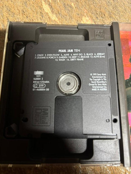 Pearl Jam : Ten (MD, Album)