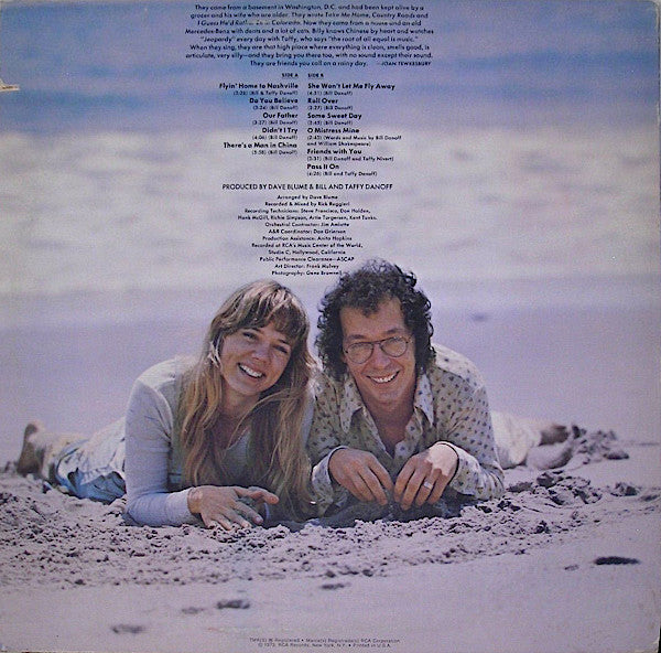 Bill & Taffy Danoff : Pass It On (LP, Album, Hol)