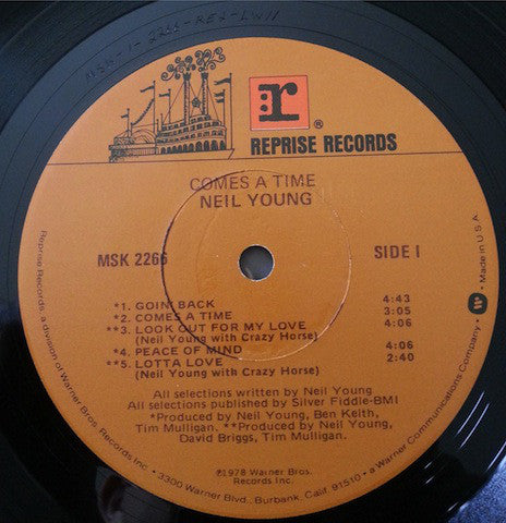 Neil Young : Comes A Time (LP, Album, Los)