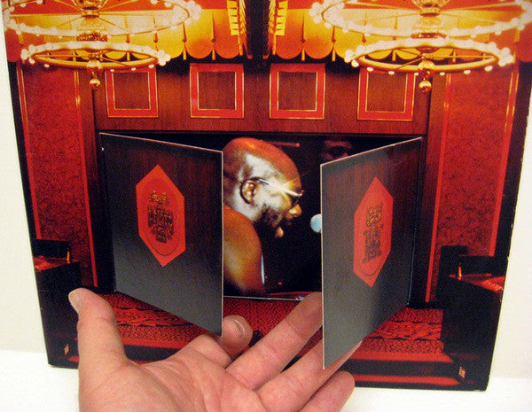 Isaac Hayes : Live At The Sahara Tahoe (2xLP, Album, Emb)