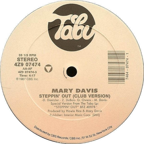 Mary Davis : Steppin' Out (12", Gen)