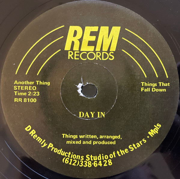 Things That Fall Down : Things That Fall Down / Day In (7", Single)