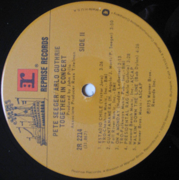 Pete Seeger & Arlo Guthrie : Pete Seeger & Arlo Guthrie Together In Concert (2xLP, Album, RE, Jac)